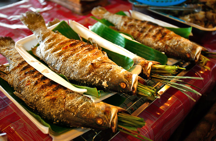 泰式海盐烤鱼（Pla Phao）