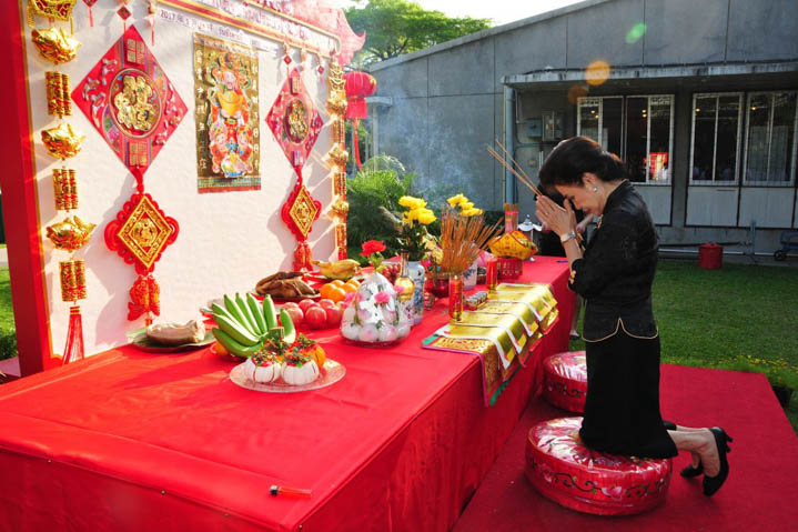 泰国春节祭祖