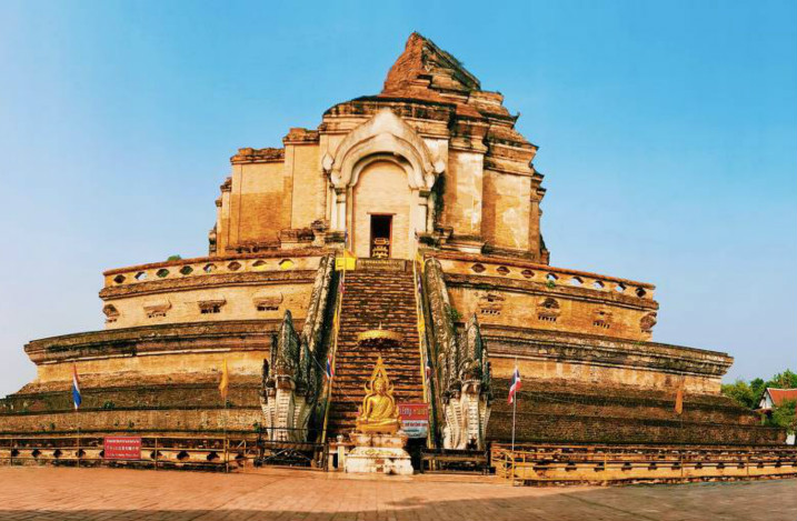 清迈契迪龙寺（Wat Chedi Luang）