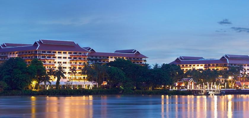 湄南河河畔十大酒店