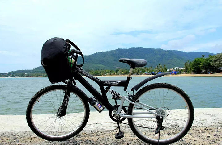 骑自行车游苏梅岛