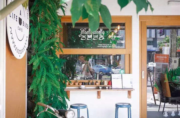 普吉镇Life A Bike Cafe