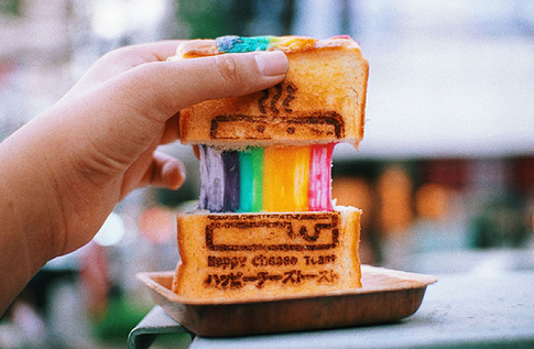 曼谷Rainbow Cheese Toast