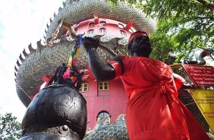 Wat Samphran，这个青龙缠身的少女粉寺庙要火了