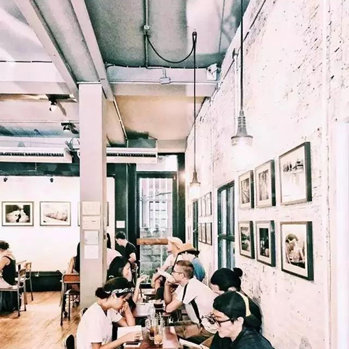 曼谷Ink＆Lion咖啡厅，这种feeling像牛奶在咖啡上的顺其自然