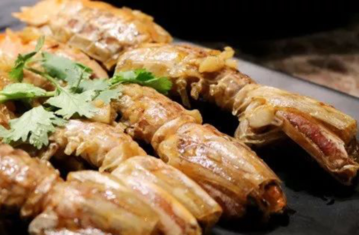 曼谷餐厅RCA夜店海鲜火锅 盐焗皮皮虾