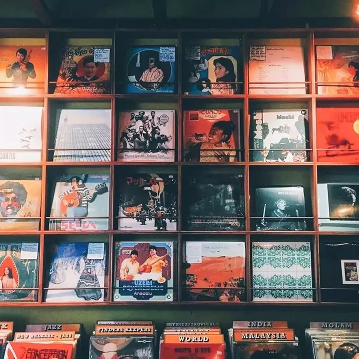曼谷Zudrangma Records唱片店，小红莓乐队唱片珍藏在此