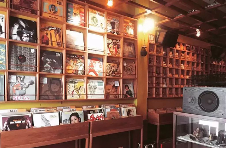 曼谷Zudrangma Records唱片店