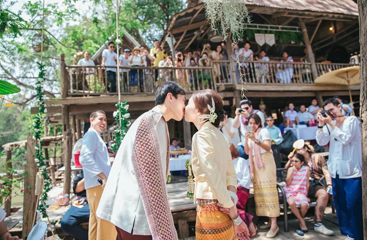 泰国传统四部婚礼习俗 东北部婚礼