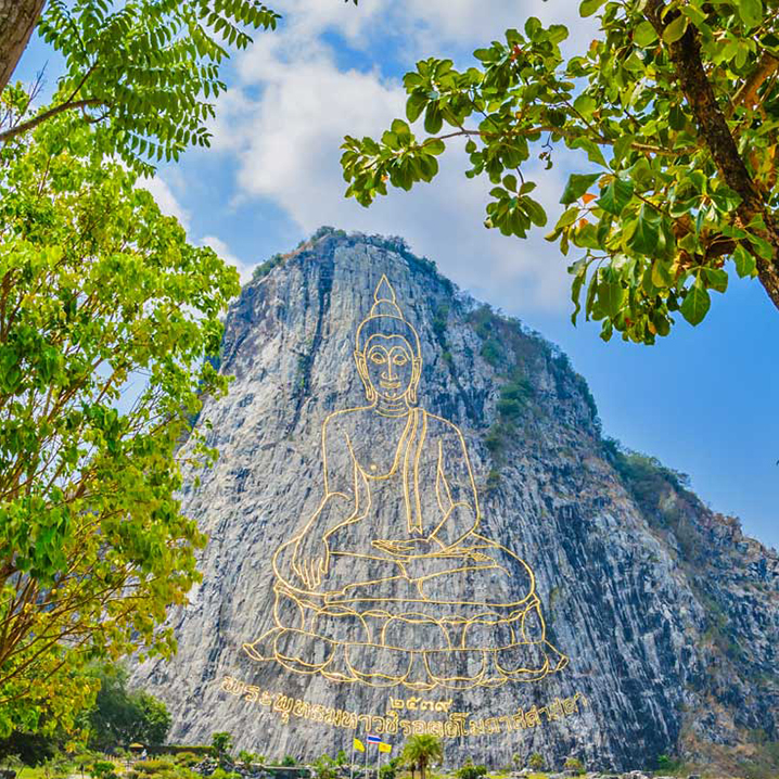 芭提雅七珍佛刻山 (Khao Chi Chan Buddha Mountain Pattaya）旅游攻略