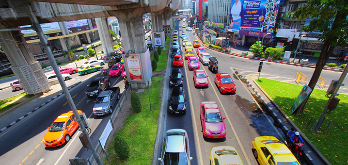 泰国出租车和网约车，哪个更安全？