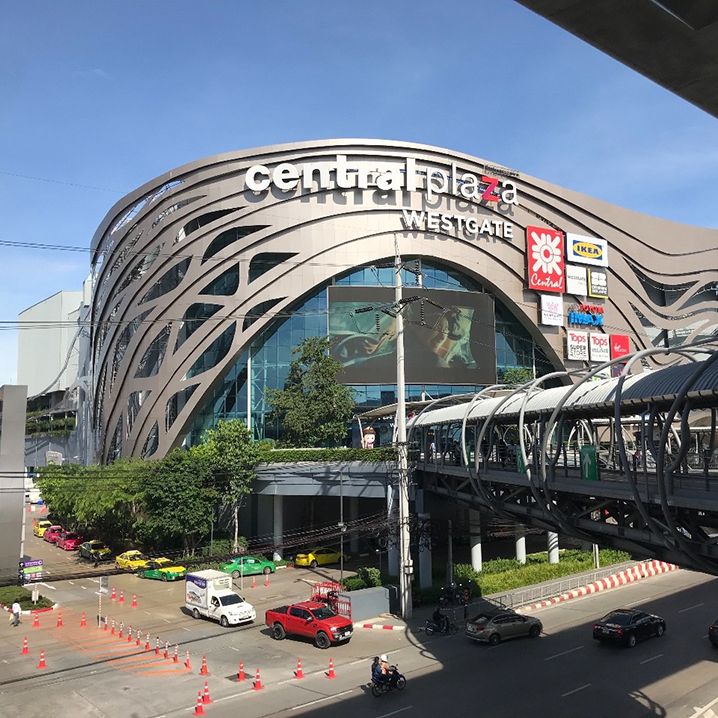 曼谷Central Plaza West Gate商场，在爱丽丝梦游仙境里逛街
