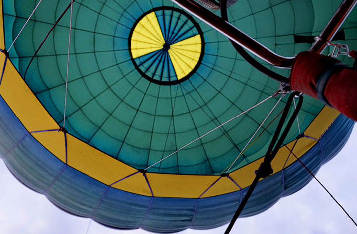 泰国热气球攻略，在泰国乘坐热气球俯瞰大地的体验
