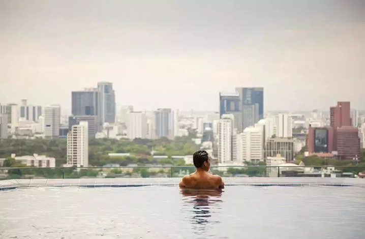 五家曼谷高空无边泳池酒店推荐