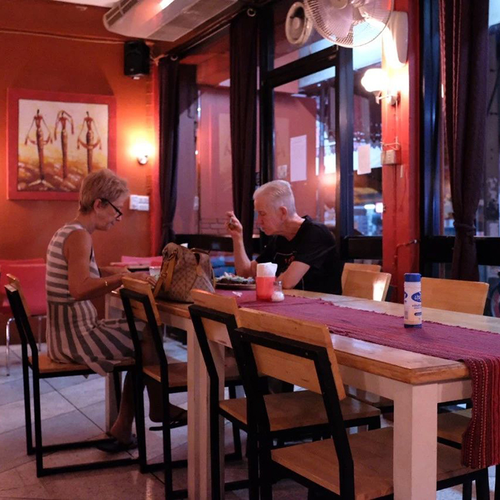 欧美文艺青年最爱翻牌的清迈餐厅