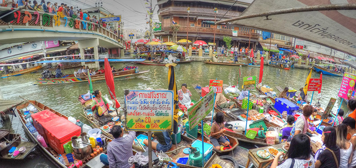 曼谷安帕瓦水上市场（Amphawa Floating Market）的萤火虫