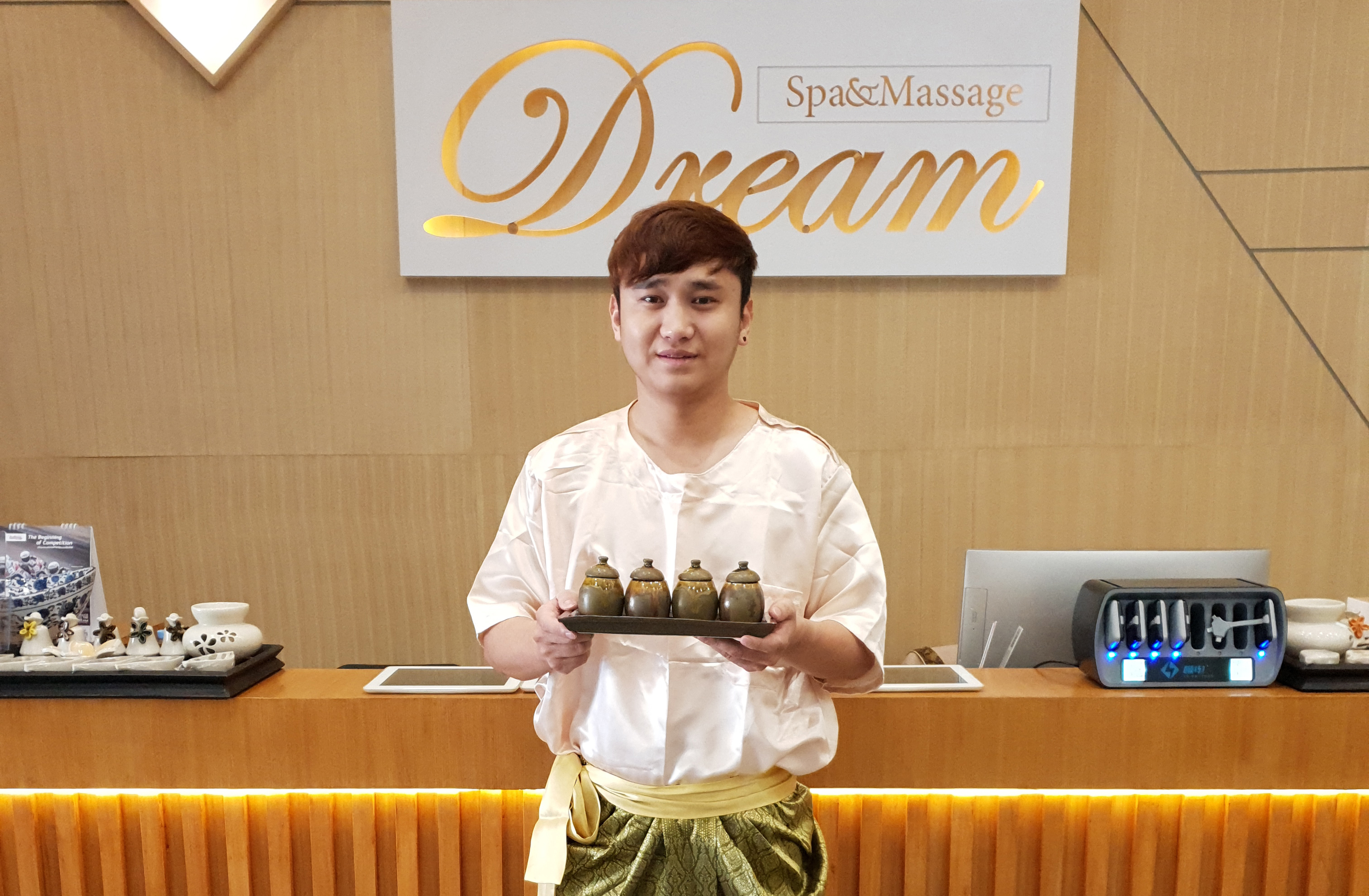 Dream Spa & Massage。