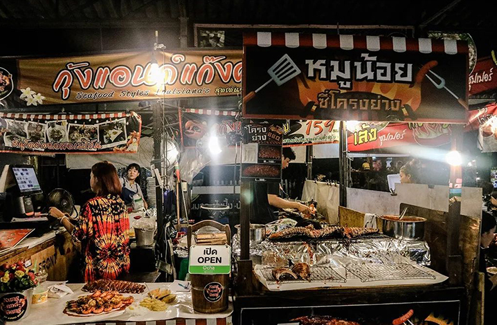 曼谷超Local的复古火车夜市——席娜卡琳夜市美食篇