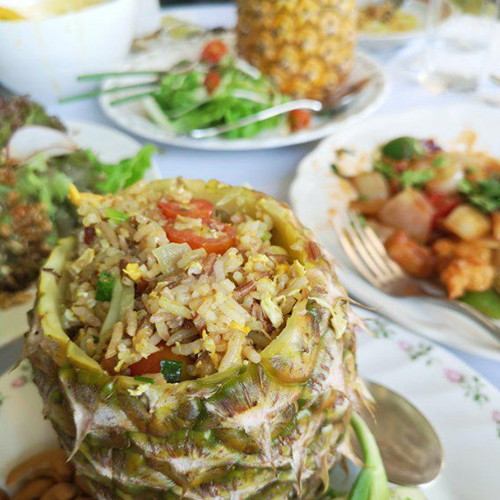 泰国菠萝炒饭，家喻户晓的国民菜
