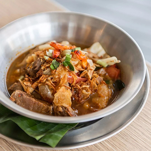 曼谷必去的东北菜美食餐厅Pongchuros，舌尖上的泰国味道！