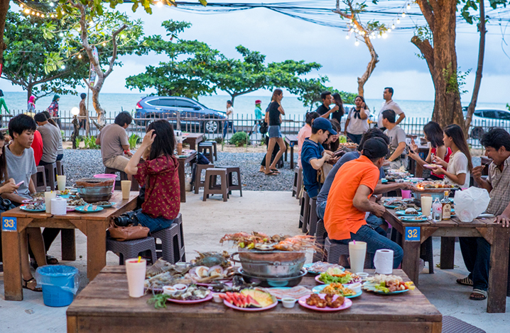 泰國當地人去哪都會打卡的美食，吃一口激動到流淚