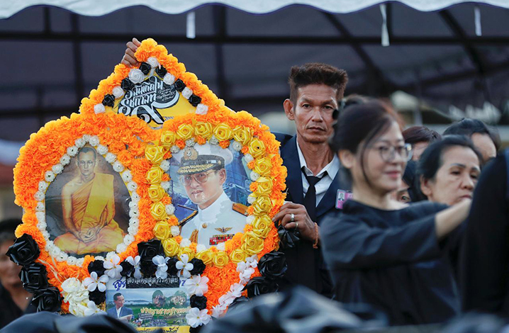 泰国国王葬礼全程图片